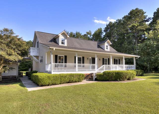 Property at 3210 Walking Horse Ln, Sumter, SC 29154, 3 beds, 3 baths