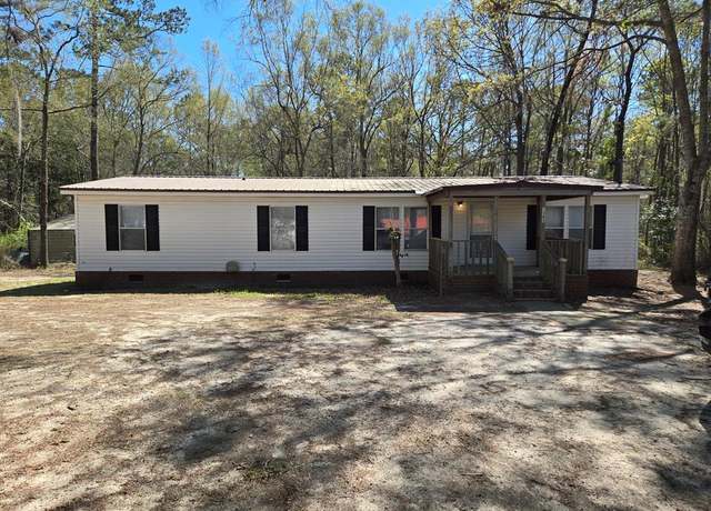 Property at 1382 Mockingbird Ln, Manning, SC 29102, 4 beds, 2 baths