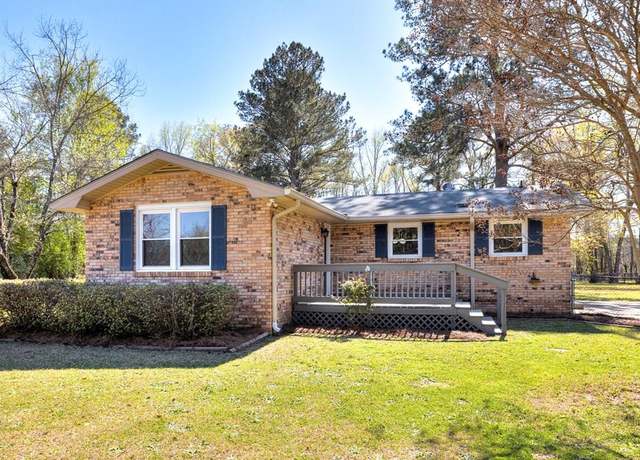 Property at 42 Glenwood Dr, Sumter, SC 29153, 3 beds, 1.5 baths