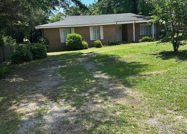 Property at 34 Adams Ave, Sumter, SC 29150, 3 beds, 2 baths