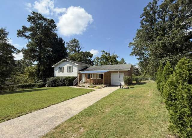 Property at 7037 Pisgah Dr, Columbia, SC 29209, 4 beds, 3 baths