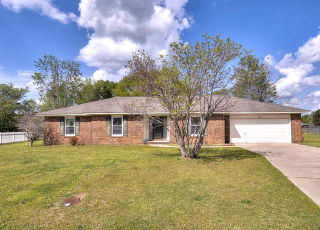 Property at 440 Planters Dr, Sumter, SC 29154, 4 beds, 3 baths