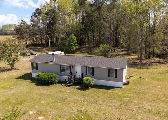 Property at 6862 Moses Dingle Rd, Manning, SC 29102, 4 beds, 2 baths