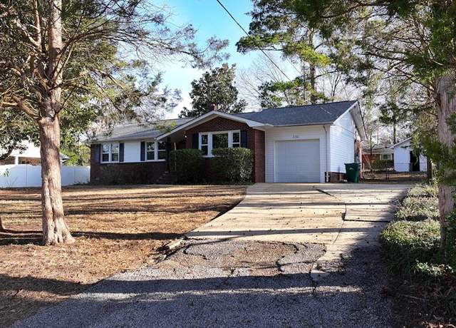 Property at 2361 Brookgreen Rd, Sumter, SC 29154, 3 beds, 2 baths