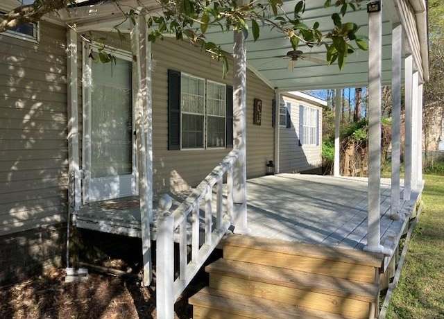Property at 1318 Taw Caw Dr, Summerton, SC 29148, 3 beds, 2 baths