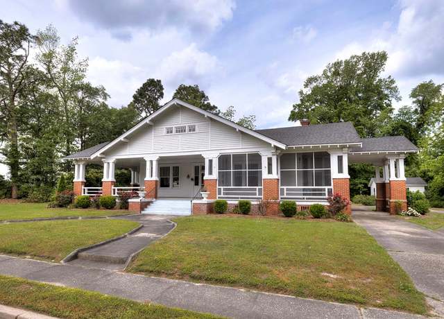 Property at 124 Singletary Ave, Lake City, SC 29560, 5 beds, 3.5 baths