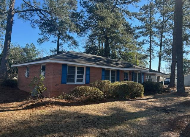Property at 951 Boulevard Rd, Sumter, SC 29153, 3 beds, 1 bath