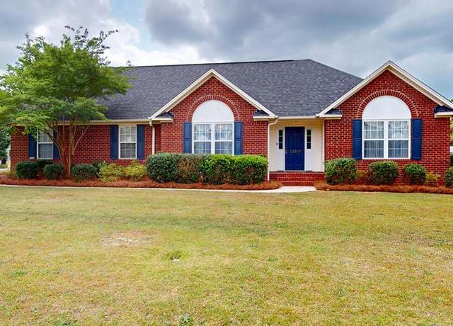 Property at 3200 Arborwood Dr, Sumter, SC 29154, 4 beds, 2 baths