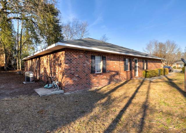 Property at 1040 Jessamine Trl, Sumter, SC 29150, 8 beds, 8 baths