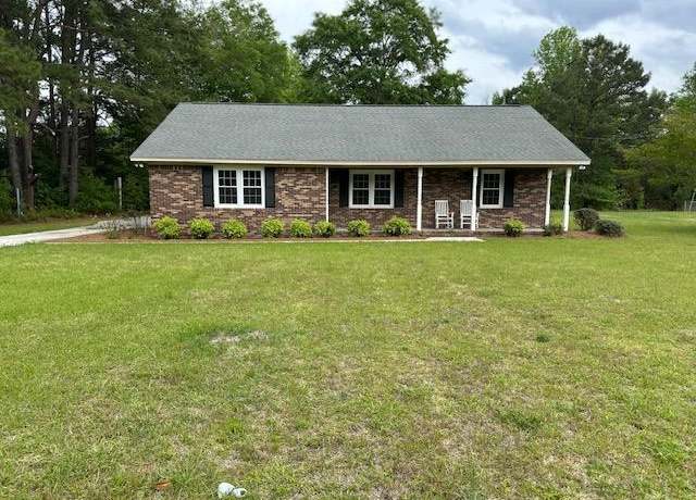 Property at 205 Eastern School Rd, Sumter, SC 29154, 3 beds, 2 baths