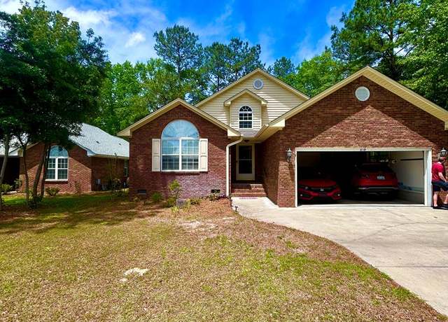 Property at 819 Bentwood Cir, Manning, SC 29102, 3 beds, 2 baths
