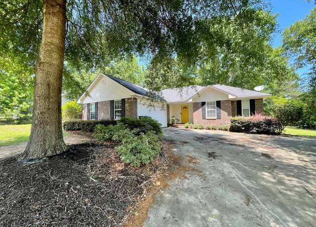 Property at 3250 Valencia Dr, Dalzell, SC 29040, 3 beds, 2 baths