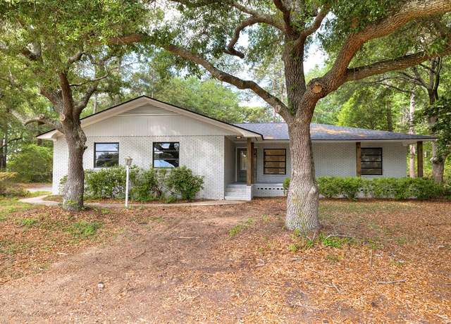Property at 1640 Stamey Livestock Rd, Sumter, SC 29153, 3 beds, 2 baths