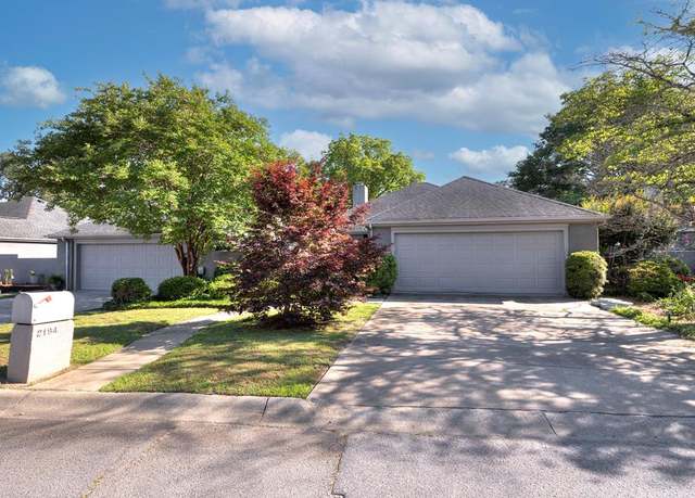 Property at 2194 Graystone Dr, Sumter, SC 29150, 3 beds, 2 baths