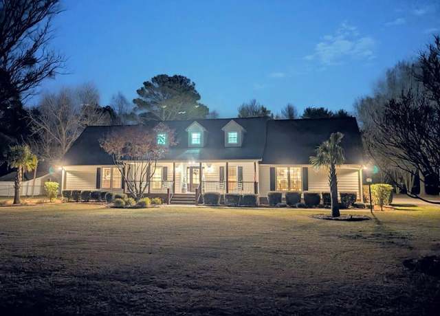 Property at 2015 Beckwood Rd, Sumter, SC 29153, 5 beds, 3 baths