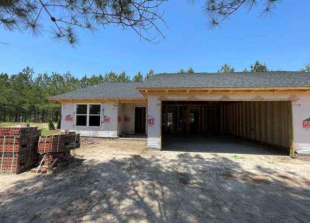 Property at 50 Lexington Ct, Sumter, SC 29154, 3 beds, 2 baths