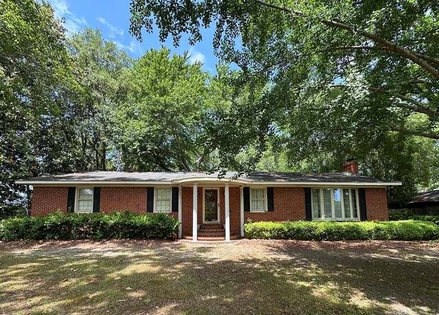Property at 2125 W Oakland Ave, Sumter, SC 29154, 3 beds, 2 baths