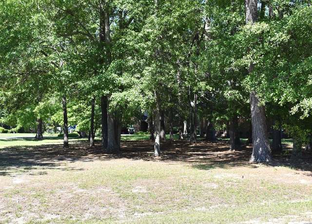 Property at 507 Oak Dr, Manning, SC 29102