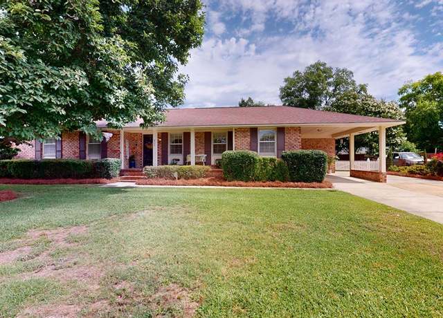 Property at 823 Acacia Dr, Sumter, SC 29150, 4 beds, 2 baths