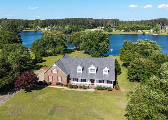 Property at 605 W Emerald Lake Dr, Sumter, SC 29153, 4 beds, 3 baths