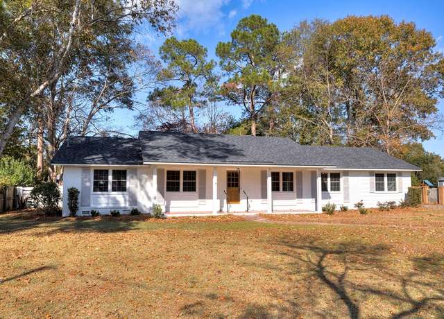 Property at 570 Pringle Dr, Sumter, SC 29150, 4 beds, 3 baths