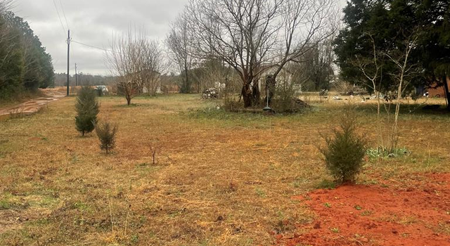 Photo of 6470 Middleton Rd, Wedgefield, SC 29168