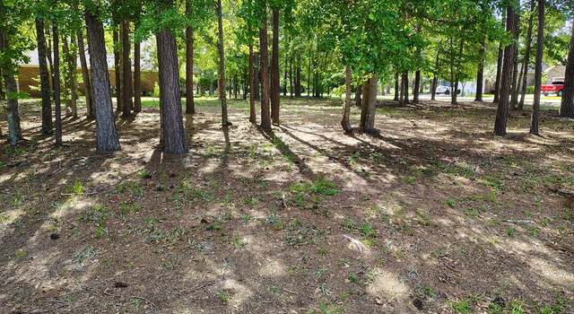 Photo of 823 Bentwood Cir, Manning, SC 29102