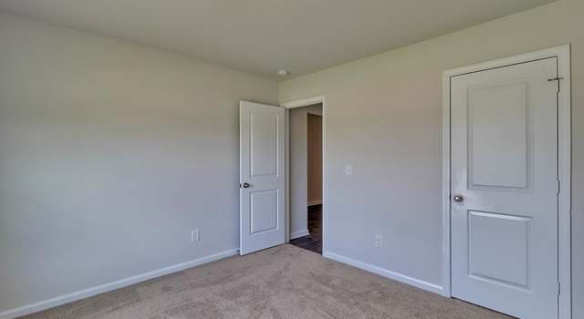 Photo of 10 Ruffian Ct, Sumter, SC 29153