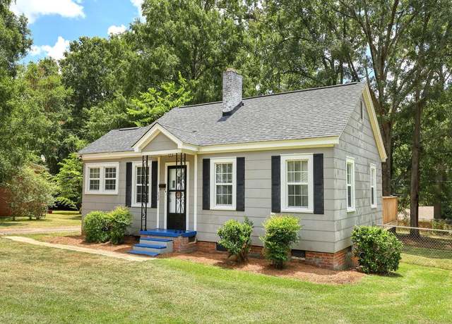 Property at 228 Briggs Ave, Greenwood, SC 29649, 2 beds, 1 bath