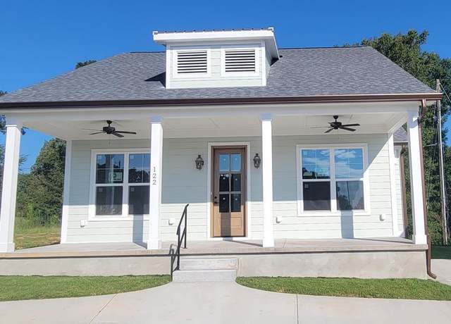 Property at 122 Cottage Ln, Greenwood, SC 29649, 3 beds, 2.5 baths