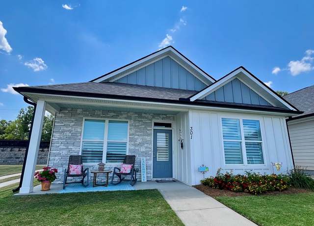 Property at 301 Indigo Way, Greenwood, SC 29649, 3 beds, 2 baths