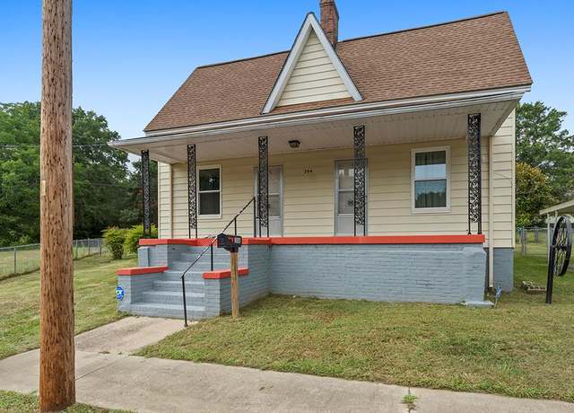 Property at 306 Smythe Ave, Greenwood, SC 29649, 2 beds, 1 bath