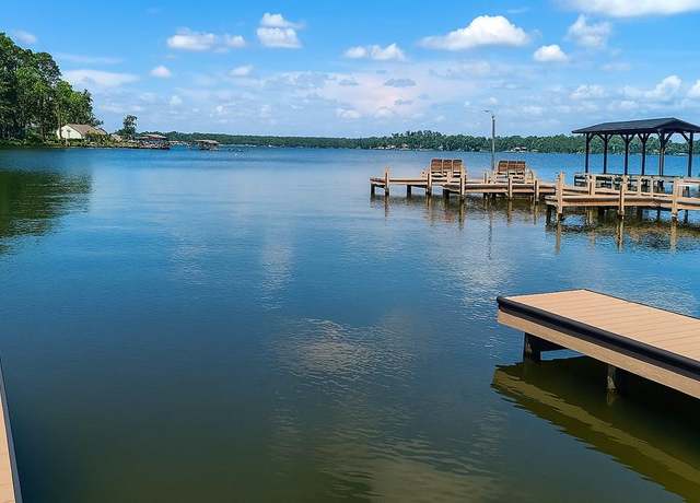 Property at 102 Chad Dr, Ninety Six, SC 29666, 3 beds, 2 baths
