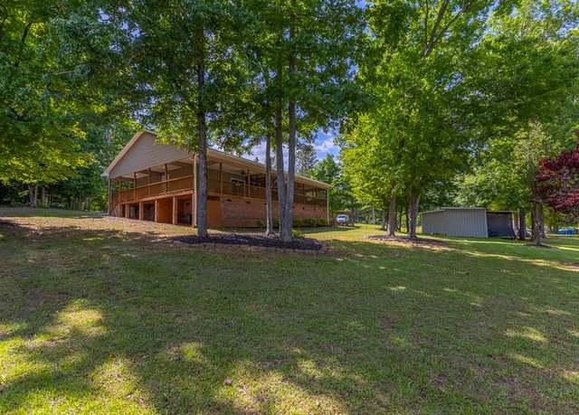 Property at 135 Driftwood Rd, Cross Hill, SC 29332, 3 beds, 3 baths