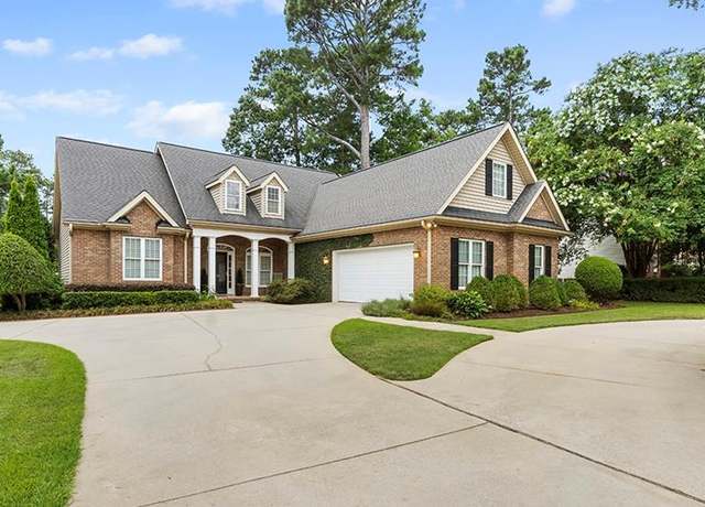 Property at 110 Tifton Drive Dr E, Greenwood, SC 29649, 3 beds, 2 baths
