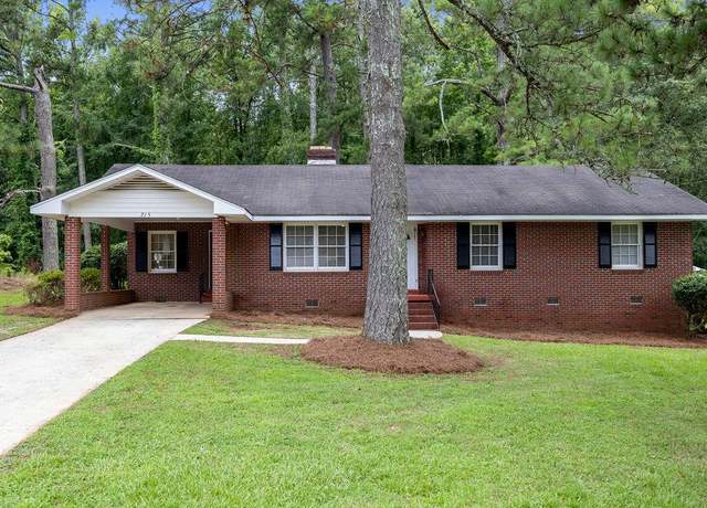 Property at 215 Sagewood Rd, Greenwood, SC 29646, 3 beds, 2 baths