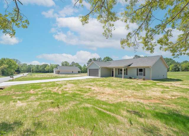 Property at 62 Lollis Rd, Laurens, SC 29360, 3 beds, 2 baths