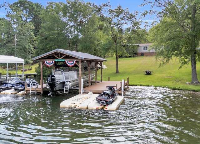 Property at 329 S Point Hbr, Chappells, SC 29037, 3 beds, 2 baths
