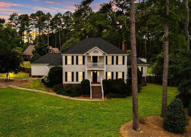 Property at 130 Gatewood Dr, Greenwood, SC 29646, 5 beds, 4.5 baths