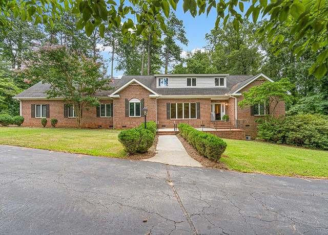 Property at 113 Pinecrest Dr, Greenwood, SC 29649, 6 beds, 4 baths