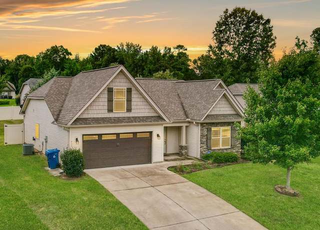 Property at 104 Granite Ct, Greenwood, SC 29649, 3 beds, 2 baths