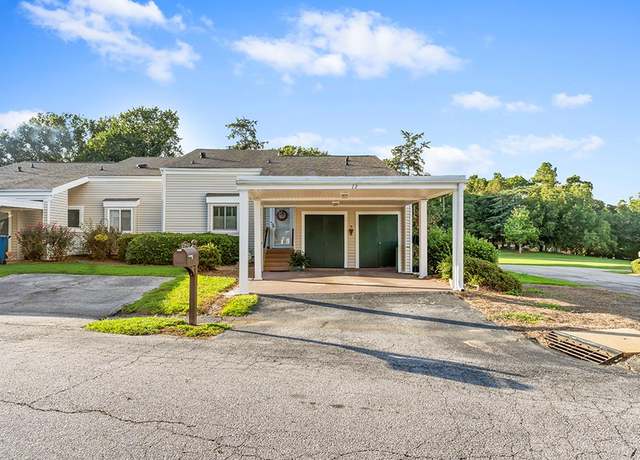 Property at 12 Royal Oak Dr, Greenwood, SC 29646, 3 beds, 2 baths