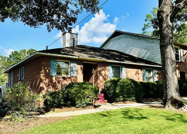 Property at 408 North St, Greenwood, SC 29649, 3 beds, 2 baths