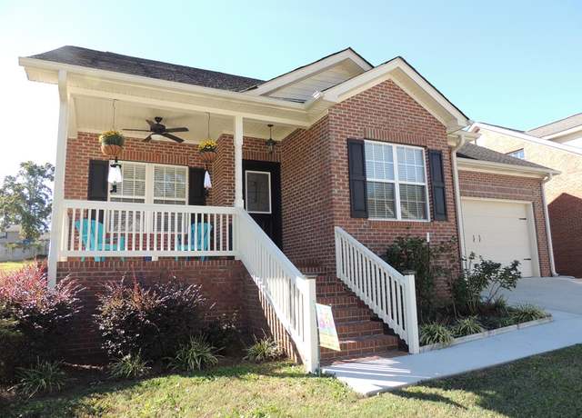 Property at 120 Cobblestone Ln, Greenwood, SC 29649, 3 beds, 2 baths