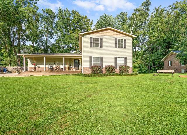 Property at 115 Bedford Rd, Greenwood, SC 29649, 3 beds, 2.5 baths