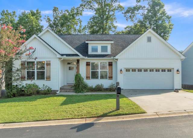 Property at 727 Waterbrook Ln, Greer, SC 29651, 3 beds, 2 baths