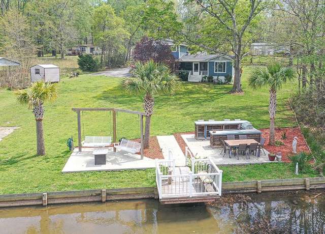 Property at 590 Relax St, Waterloo, SC 29384, 3 beds, 2 baths