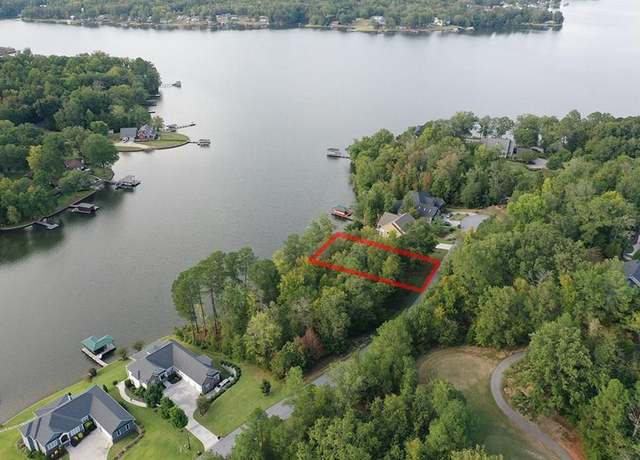 Property at 141 Spyglass Dr, Greenwood, SC 29649