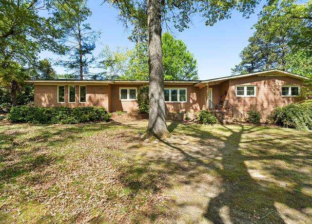 Property at 119 Kingston Rd, Greenwood, SC 26949, 3 beds, 2 baths