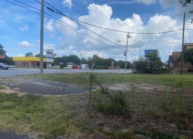 Property at 433 Calhoun Ave, Greenwood, SC 29649